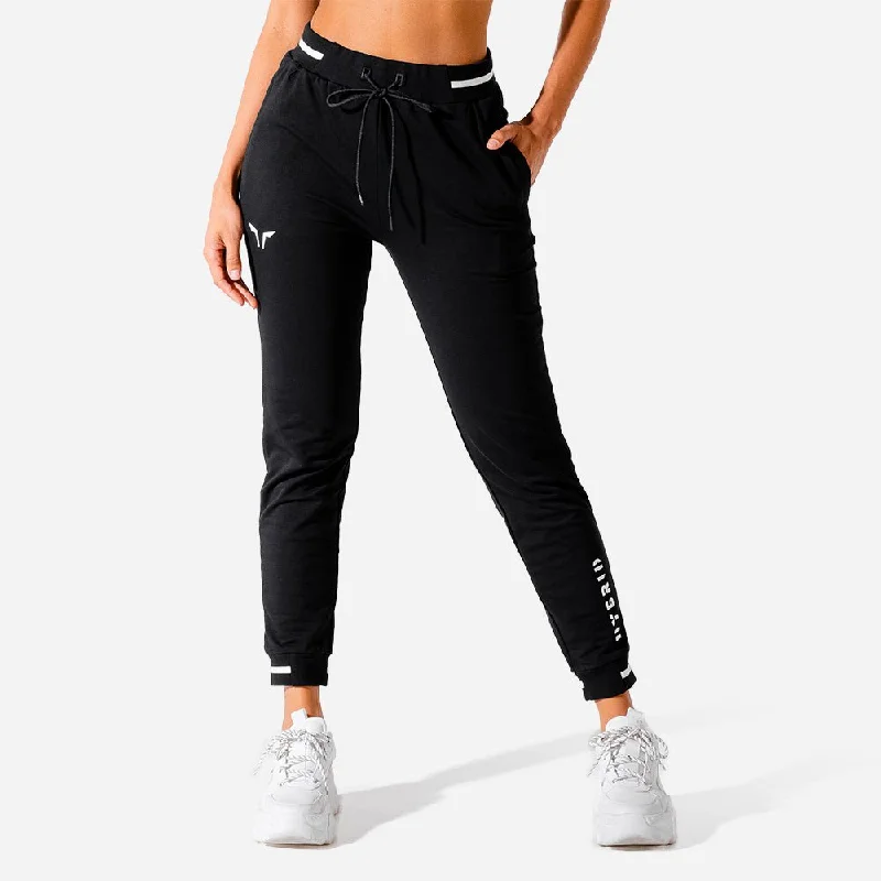 Women's Stylish Outdoor Outfit Athleisure Style Sale Hybrid Slim Leg Joggers - Black Women's Stylish Outdoor Outfit Athleisure Style Sale Hybrid Slim Leg Joggers - Black