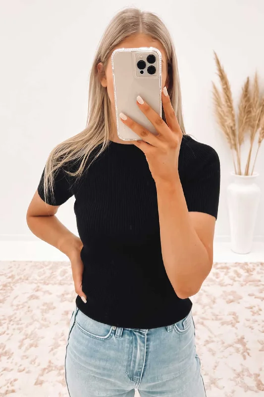 Chic & Modern Sales Micaela Ribbed Top Black