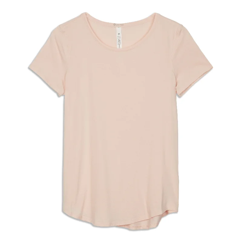 Women's Trendy Casual Clothes Fashion-Forward Love Crew - Resale